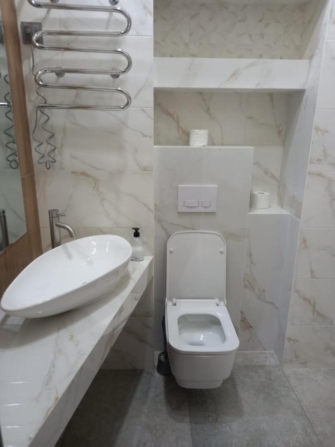 Ezio Hotel Codru Luaran gambar